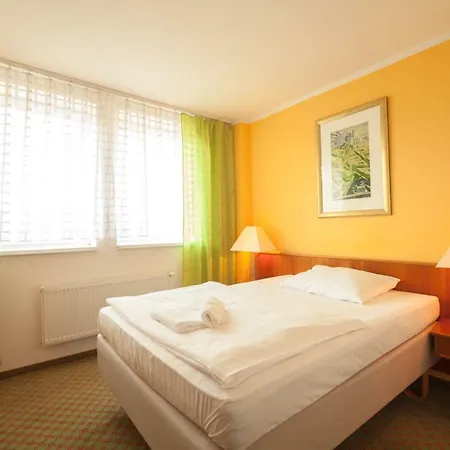 Szálloda Interhotel Bohemia 3*